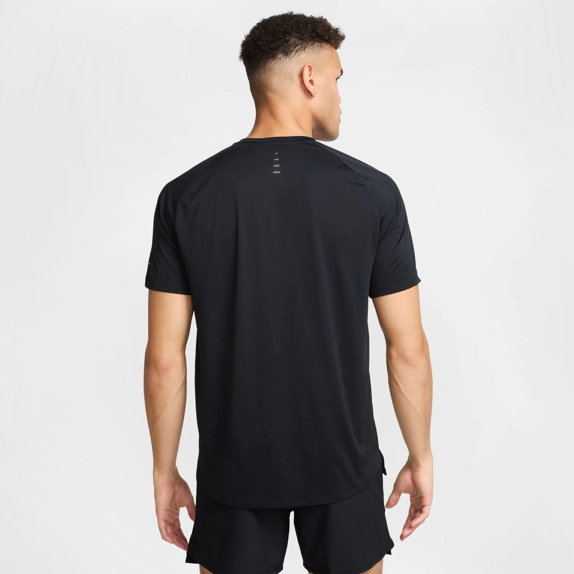 Men's Dri-FIT Stride ADV Running Tee Black - Image 2